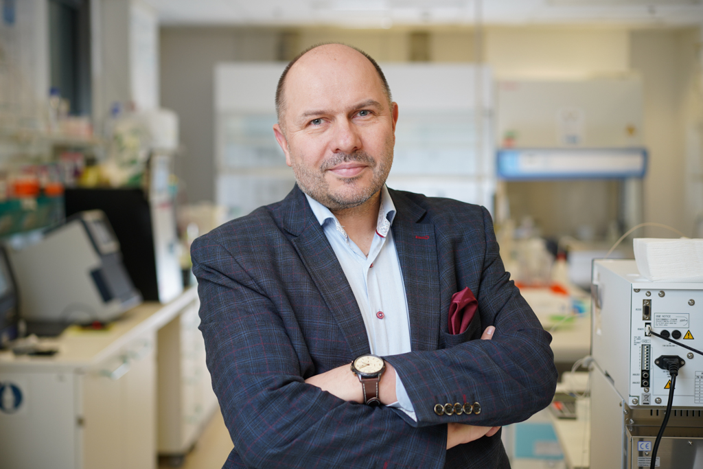 Prof. dr hab. Jacek Jemielity Laureatem Konkursu o Nagrodę i Medal im ...